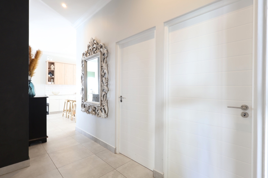 3 Bedroom Property for Sale in Nuwe Uitsig Western Cape